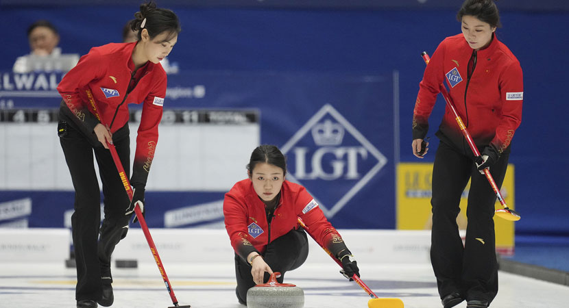 索默：我会弹吉他和钢琴；退役后我应该不当教练，压力太大了